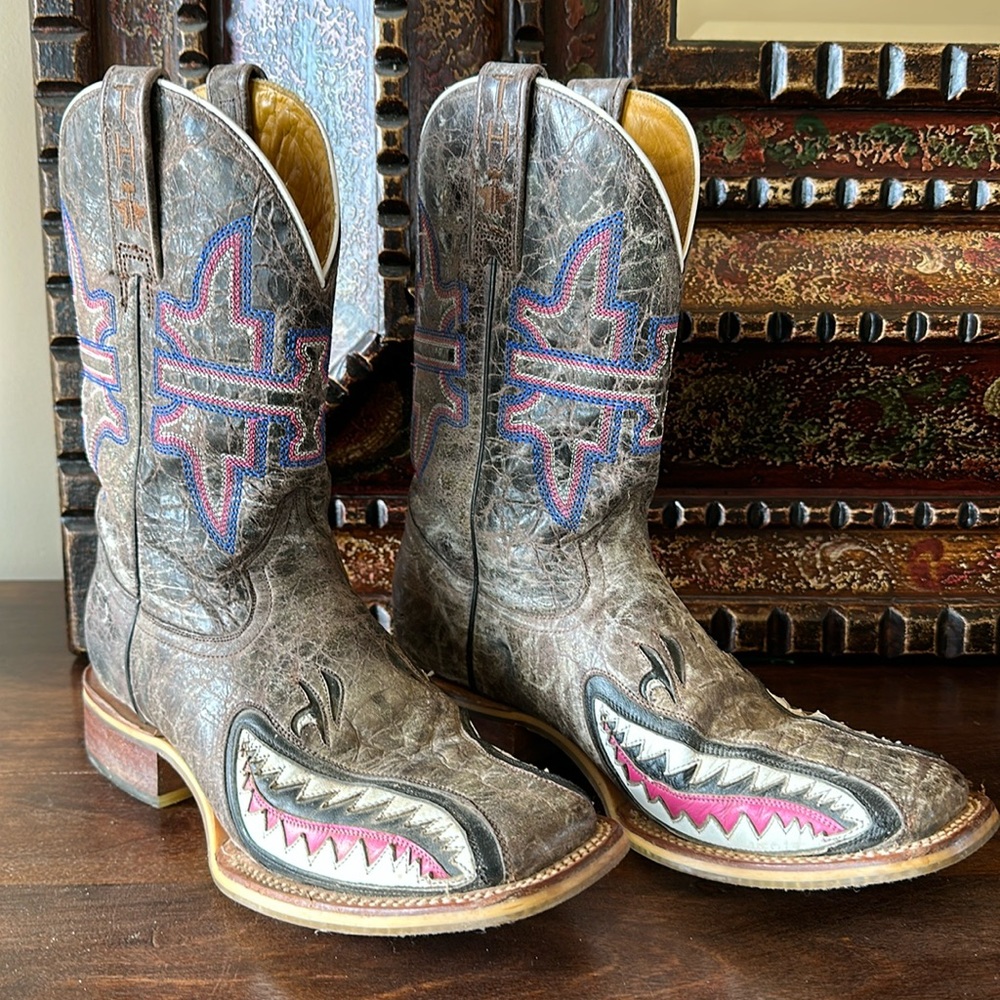 Tin Haul Maneater Boots